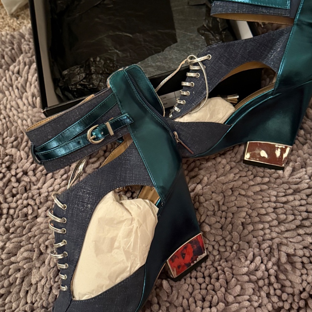 Denim Shoes - Picture 2 of 3